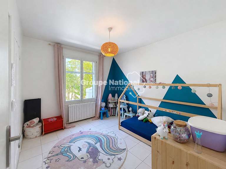 Maison Pernes-les-Fontaines - 5 chambres - 155m²