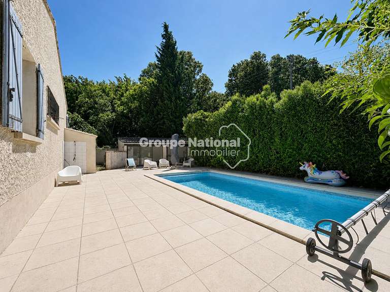 Maison Pernes-les-Fontaines - 5 chambres - 155m²
