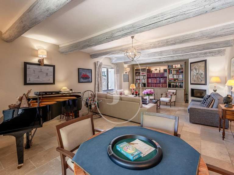Maison Pernes-les-Fontaines - 6 chambres - 358m²