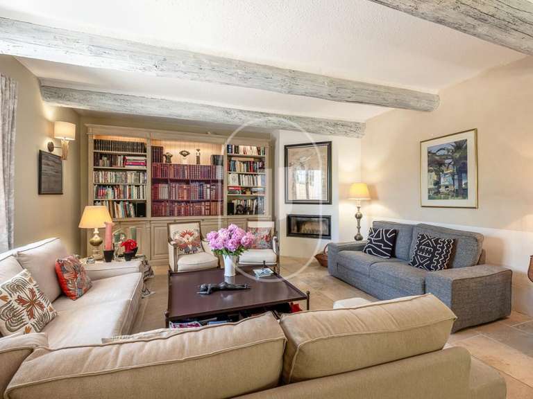 Maison Pernes-les-Fontaines - 6 chambres - 358m²