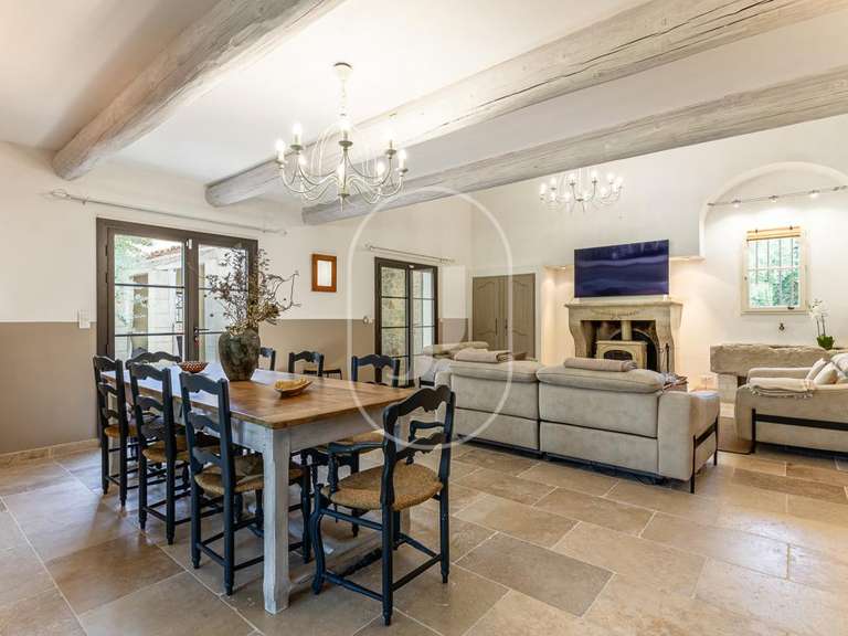 Maison Pernes-les-Fontaines - 6 chambres - 303m²