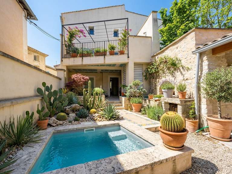 House Pernes-les-Fontaines - 4 bedrooms - 210m²
