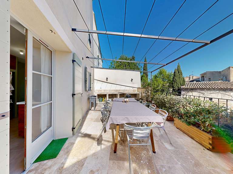 House Pernes-les-Fontaines - 4 bedrooms - 210m²