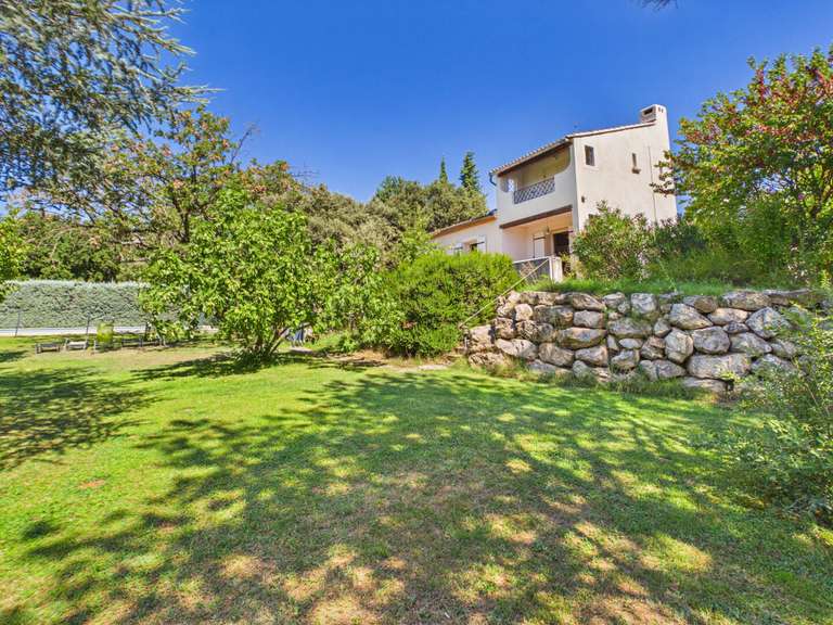 Maison Pernes-les-Fontaines - 5 chambres - 235m²
