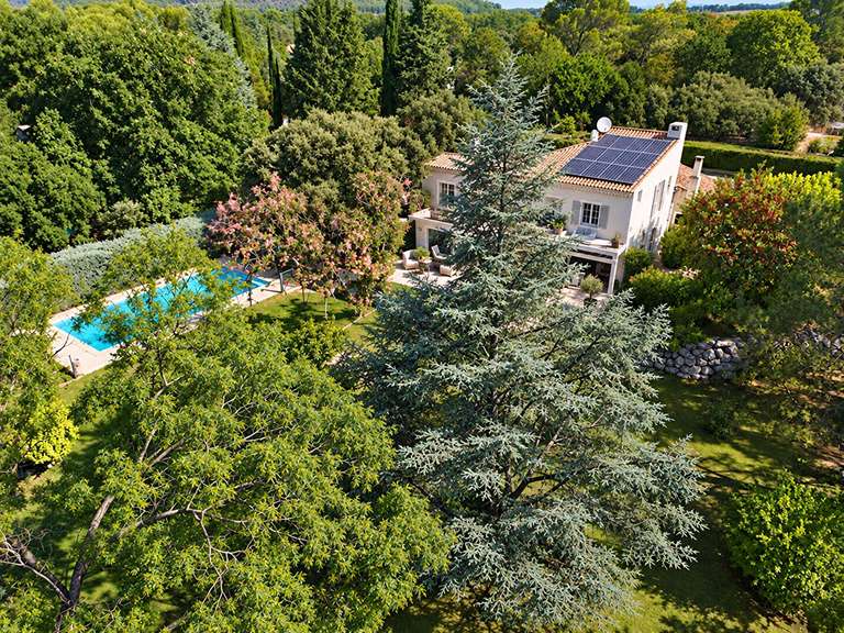 Maison Pernes-les-Fontaines - 5 chambres - 235m²