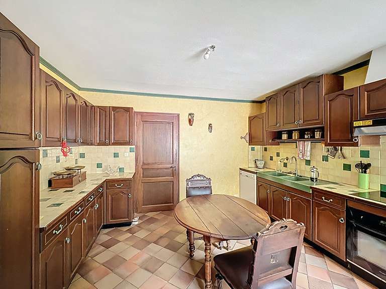 Maison Pernes-les-Fontaines - 5 chambres - 170m²
