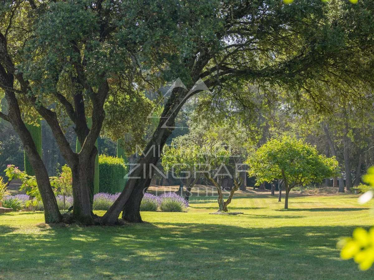 Property Pernes-les-Fontaines