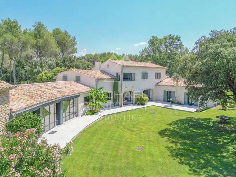Propriété Pernes-les-Fontaines - 8 chambres - 900m²