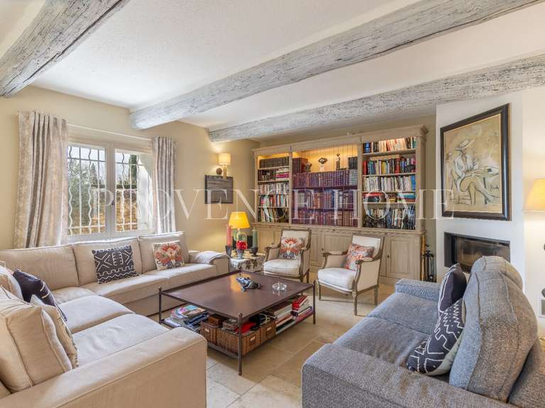 Propriété Pernes-les-Fontaines - 7 chambres - 400m²