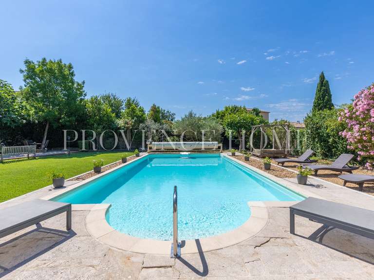 Propriété Pernes-les-Fontaines - 7 chambres - 400m²