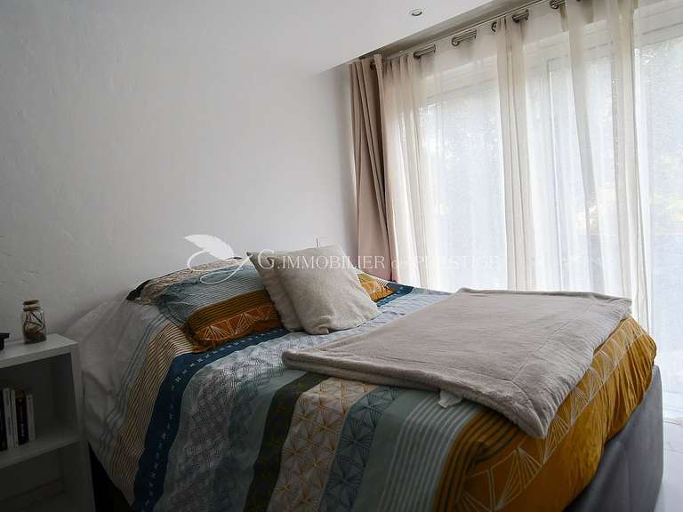 Villa Pernes-les-Fontaines - 4 chambres - 200m²