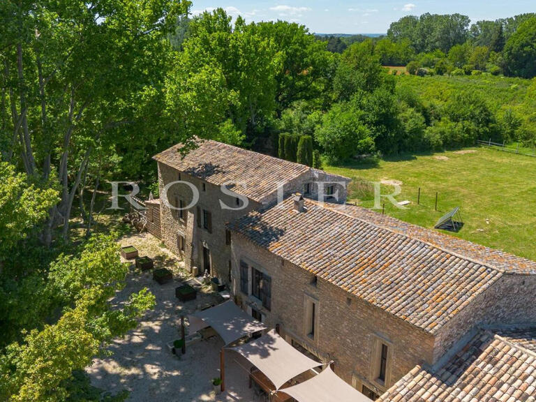 Villa Pernes-les-Fontaines - 8 chambres - 410m²