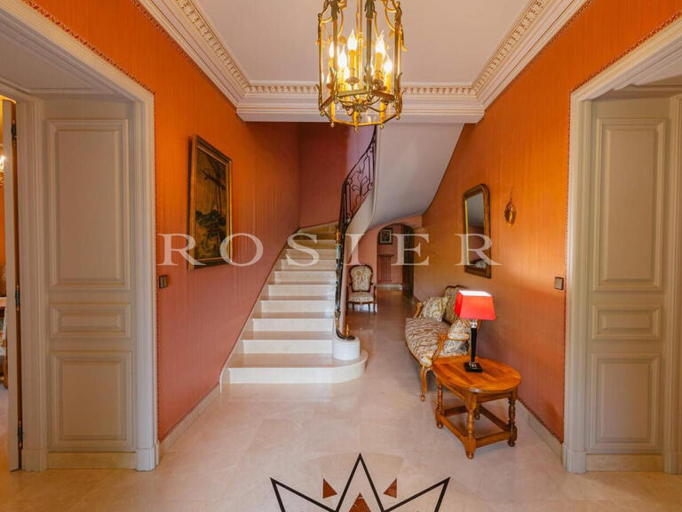 Villa Pernes-les-Fontaines - 6 chambres - 478m²