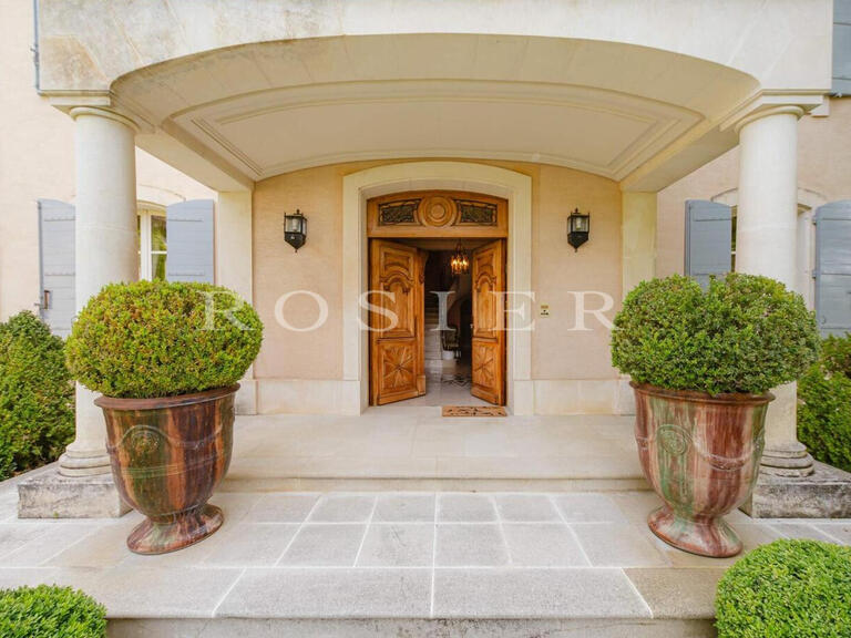 Villa Pernes-les-Fontaines - 6 chambres - 478m²