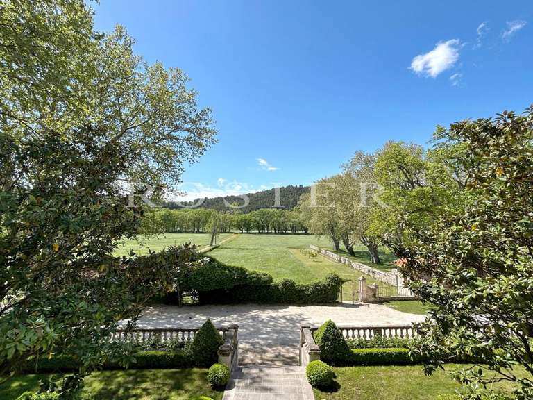 Villa Pernes-les-Fontaines - 6 chambres - 478m²