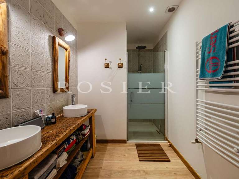 Villa Pernes-les-Fontaines - 5 chambres - 202m²