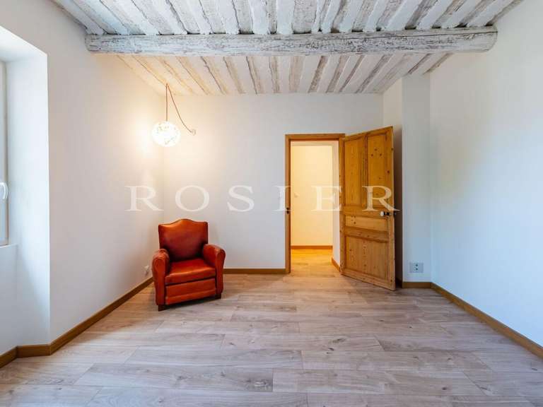 Villa Pernes-les-Fontaines - 5 chambres - 202m²