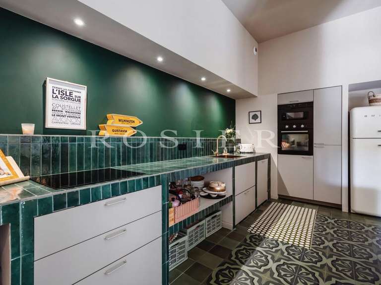 Villa Pernes-les-Fontaines - 5 chambres - 246m²