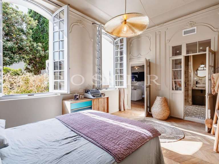 Villa Pernes-les-Fontaines - 5 chambres - 246m²