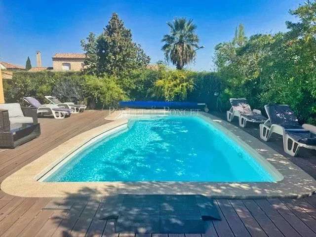 Maison Pérols - 5 chambres - 207m²