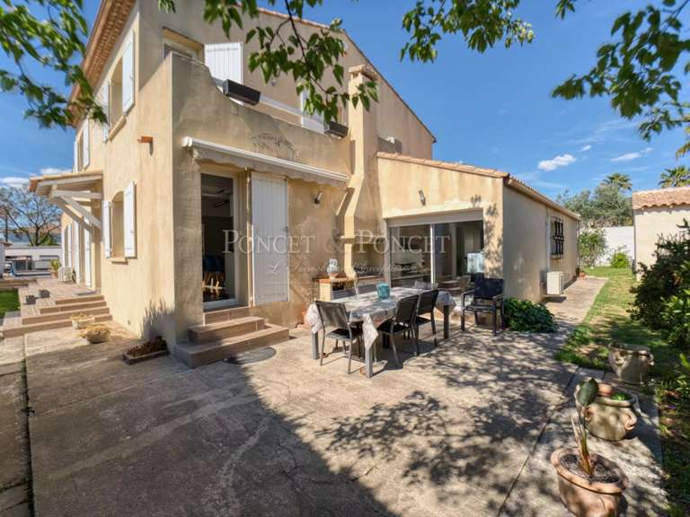 Maison Pérols - 5 chambres - 247m²