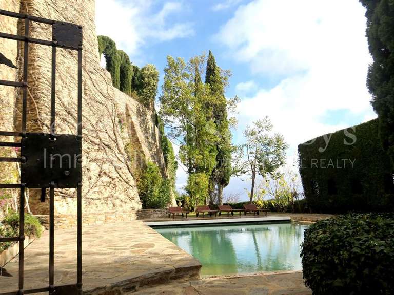 Château Perpignan - 8 chambres - 600m²