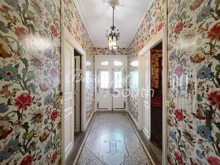 Hôtel particulier Perpignan - 5 chambres - 411m²