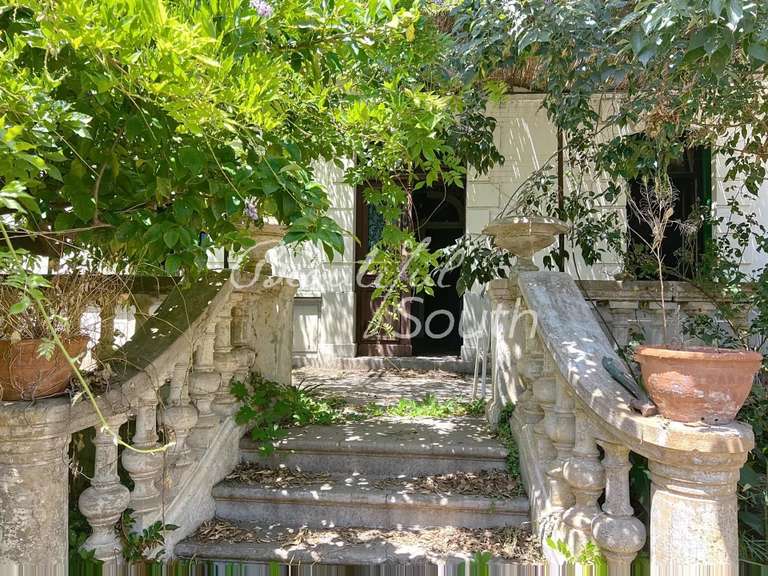 Hôtel particulier Perpignan - 5 chambres - 411m²