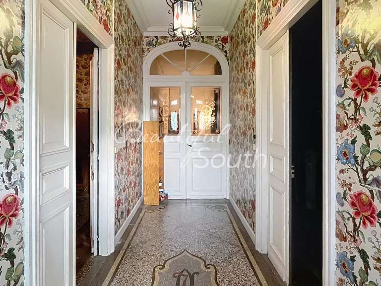 Hôtel particulier Perpignan - 5 chambres - 411m²