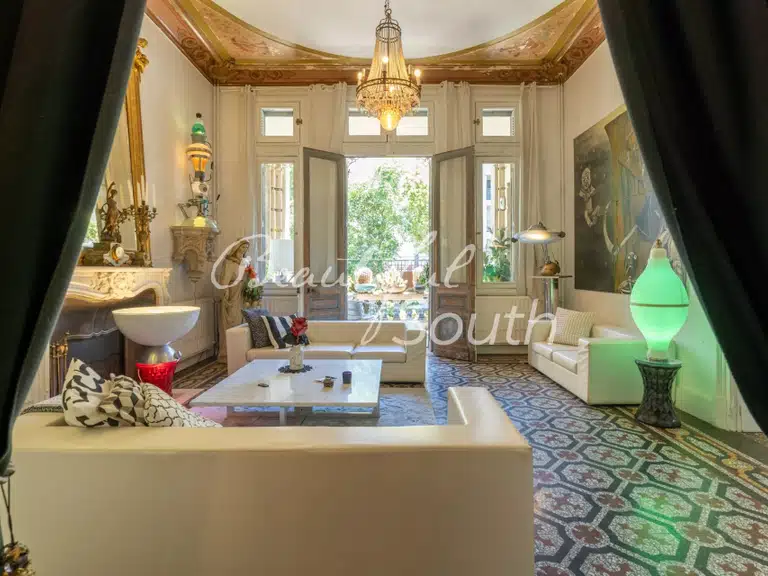 Hôtel particulier Perpignan - 7 chambres - 448m²