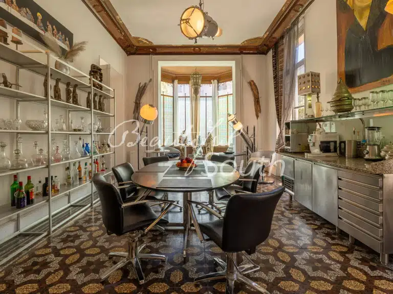 Hôtel particulier Perpignan - 7 chambres - 448m²