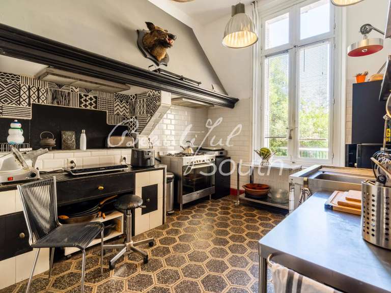 Hôtel particulier Perpignan - 7 chambres - 448m²
