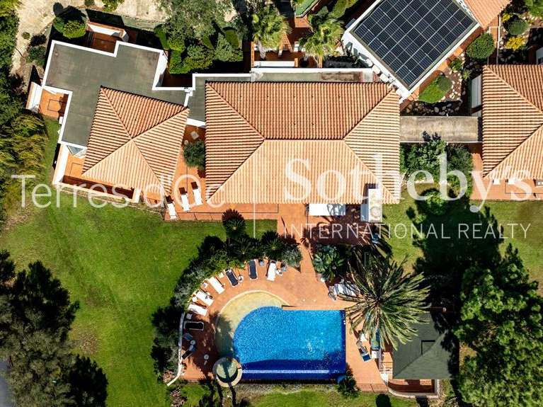 Maison Perpignan - 6 chambres - 365m²