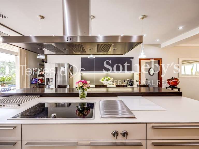 Maison Perpignan - 6 chambres - 365m²