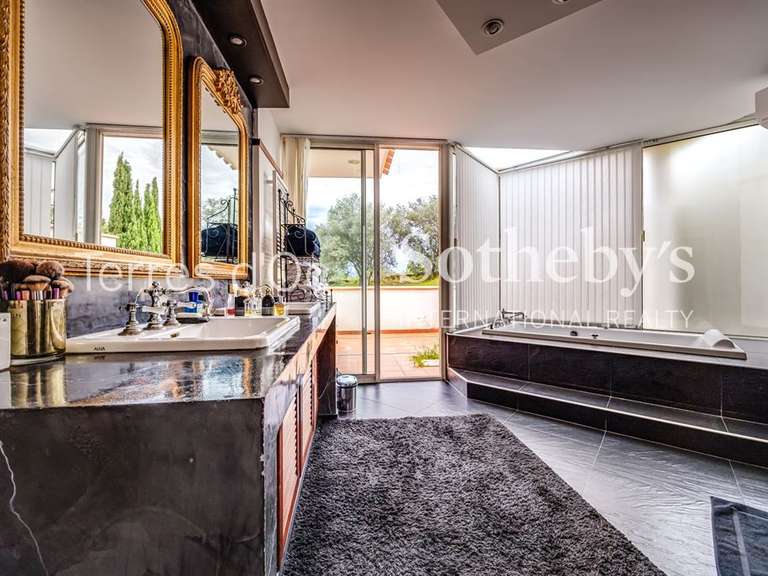 Maison Perpignan - 6 chambres - 365m²