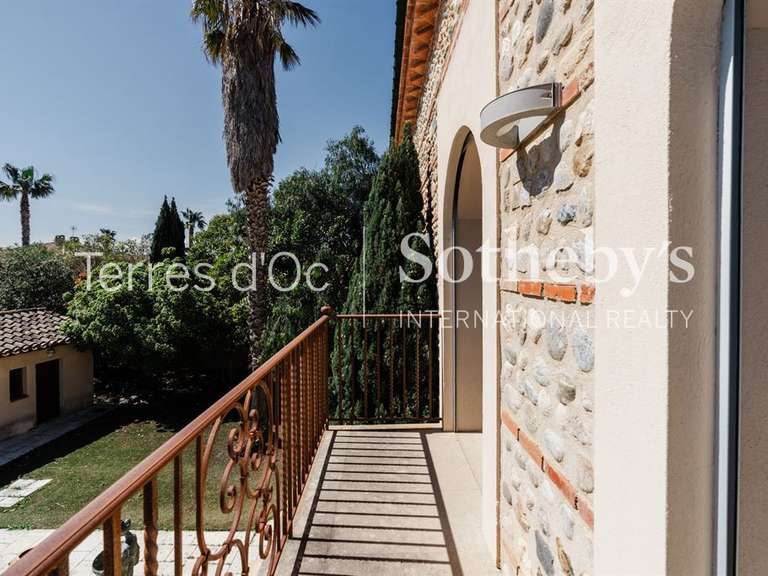 Maison Perpignan - 3 chambres - 368m²