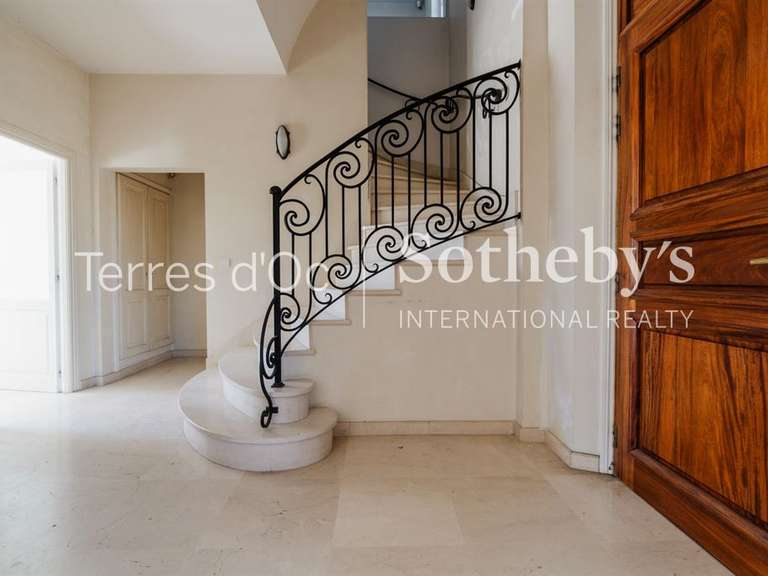Maison Perpignan - 3 chambres - 368m²