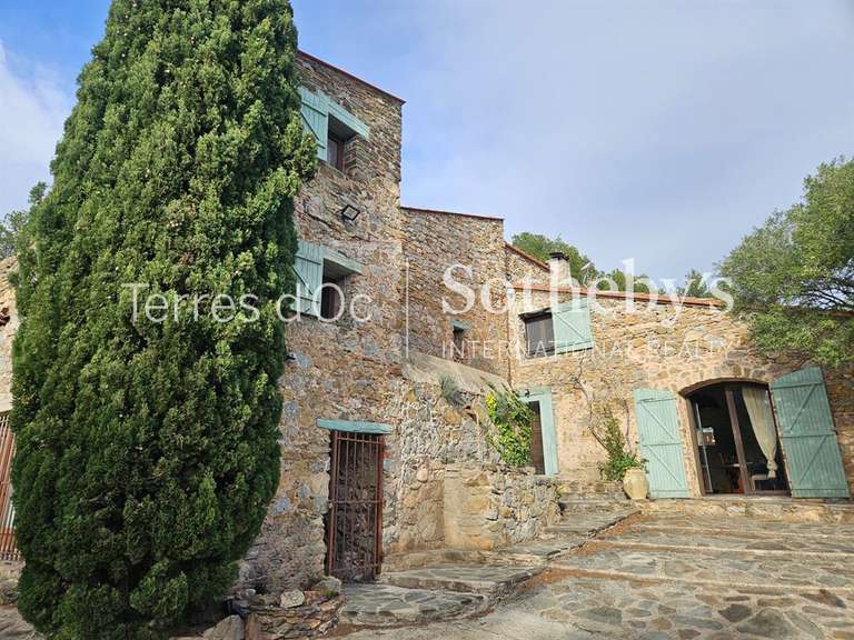 Maison Perpignan - 3 chambres - 240m²