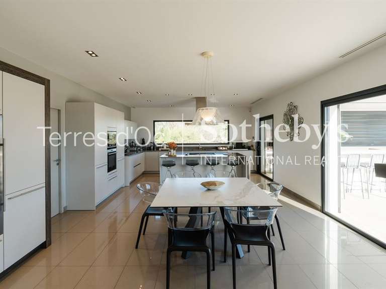 Maison Perpignan - 4 chambres - 290m²