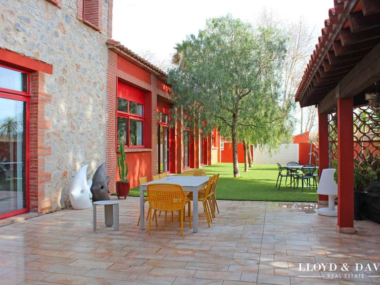 Maison Perpignan - 5 chambres - 479m²