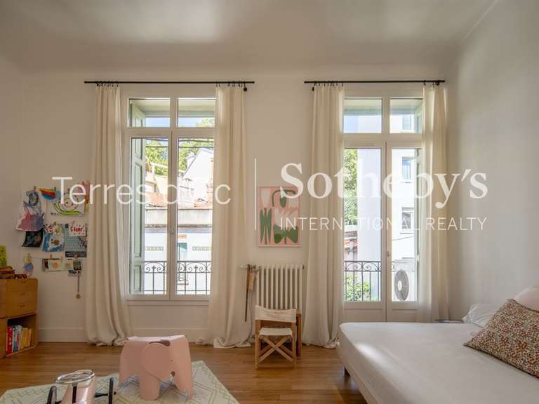 Maison Perpignan - 5 chambres - 206m²