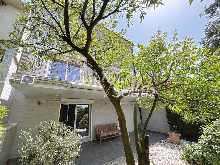 Maison Perpignan - 4 chambres - 200m²