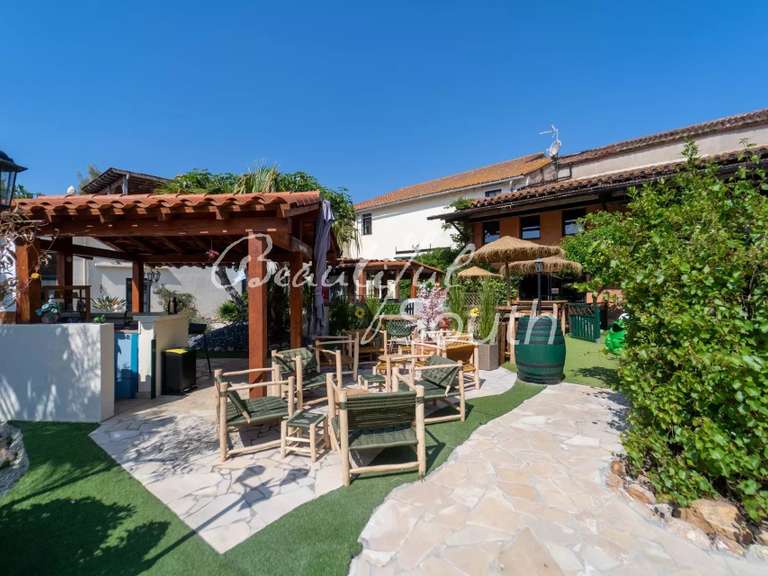 Maison Perpignan - 765m²