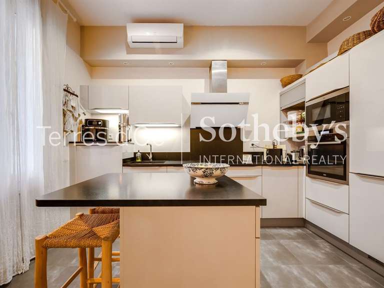 Maison Perpignan - 4 chambres - 194m²