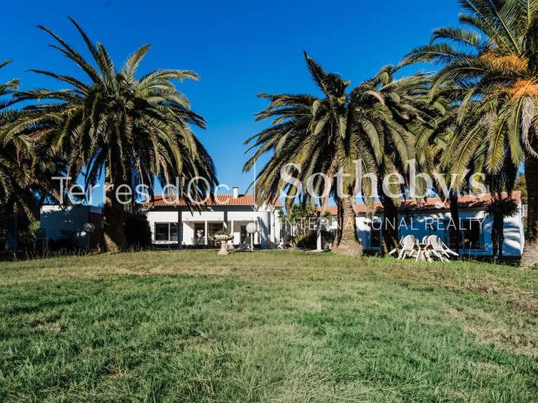 Maison Perpignan - 4 chambres - 256m²