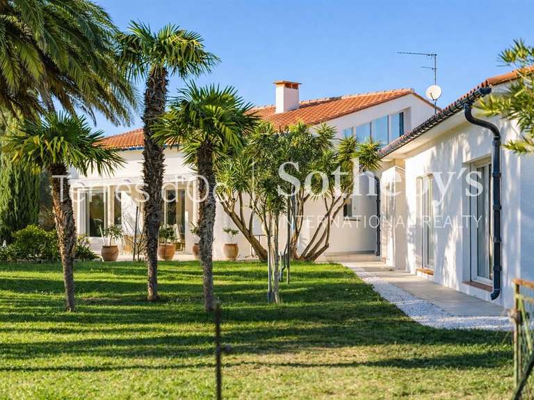 Maison Perpignan - 4 chambres - 250m²