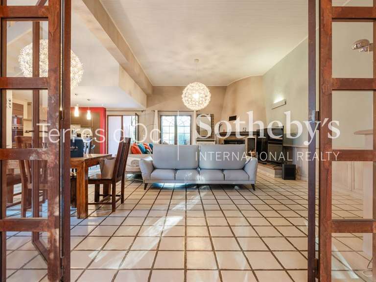 Maison Perpignan - 3 chambres - 184m²