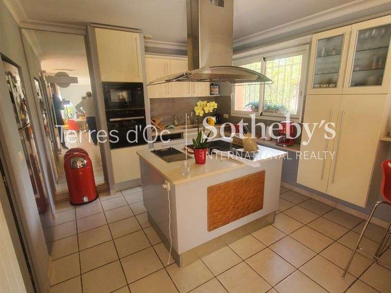 Maison Perpignan - 5 chambres - 240m²