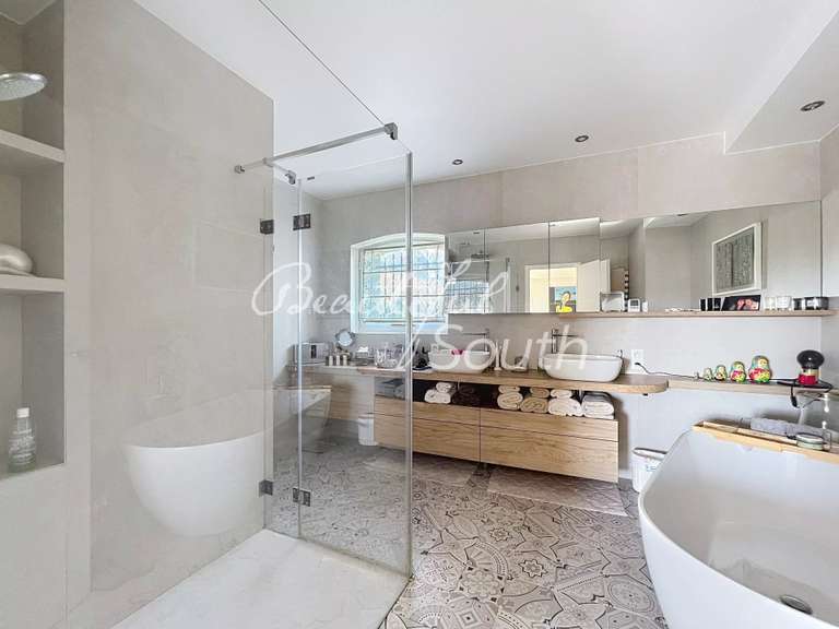 Maison Perpignan - 4 chambres - 239m²