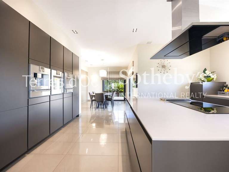 Maison Perpignan - 8 chambres - 485m²